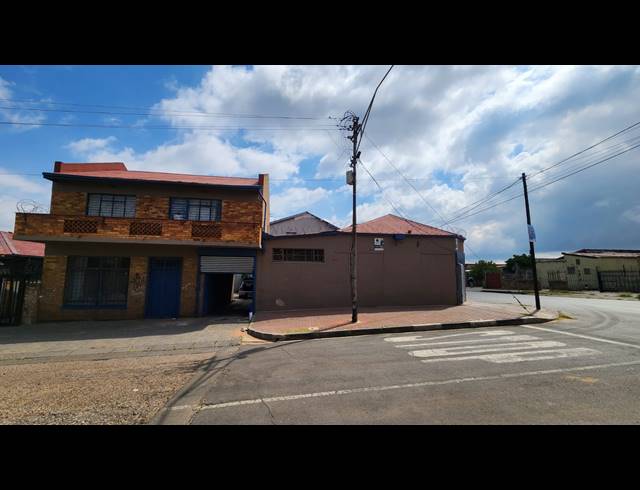 485M² BUILDING FOR SALE IN NEWCLARE